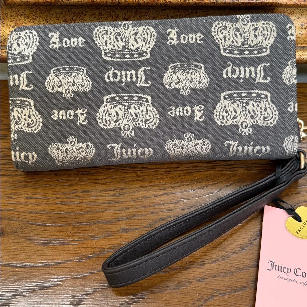 Juicy Couture Love & Crown Logo Wristlet. Zip around. Brown and tan color.